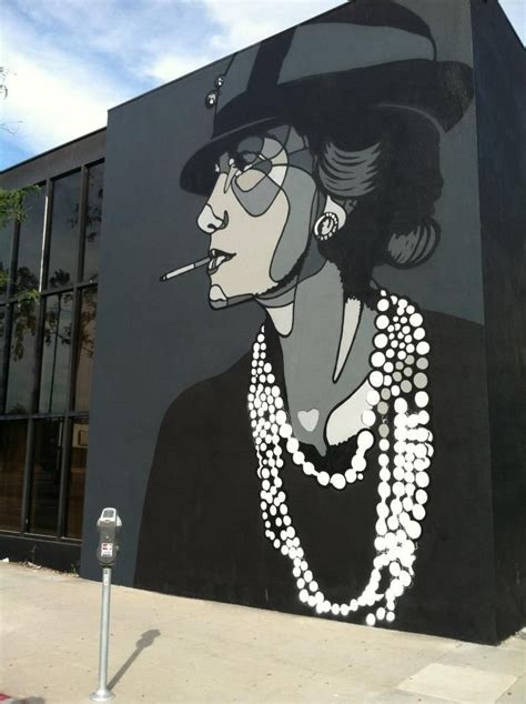 Coco Chanel Art mural .